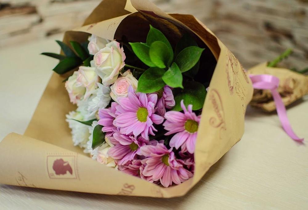 Букет цветов из: Розы и Хризантемы в Новой Пролетарке