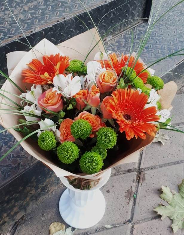 Букет цветов из: Герберы, Хризантемы, Альстромерии и Розы в Новой Пролетарке