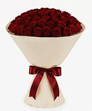 Букет 101 Бордовая роза Блэк Бакарра в Новой Пролетарке