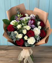 Букет цветов из:  Розы и Альстромерии в Новой Пролетарке
