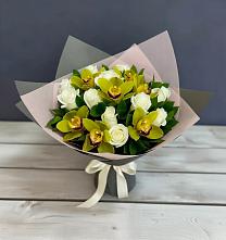 Букет цветов из:  Орхидеи и Розы в Новой Пролетарке