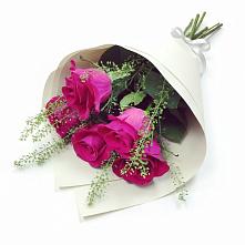 Букет цветов из:  Розы в Новой Пролетарке