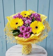 Букет цветов из:  Хризантемы и Герберы в Новой Пролетарке