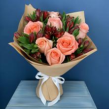 Букет цветов из:  Розы и Альстромерии в Новой Пролетарке