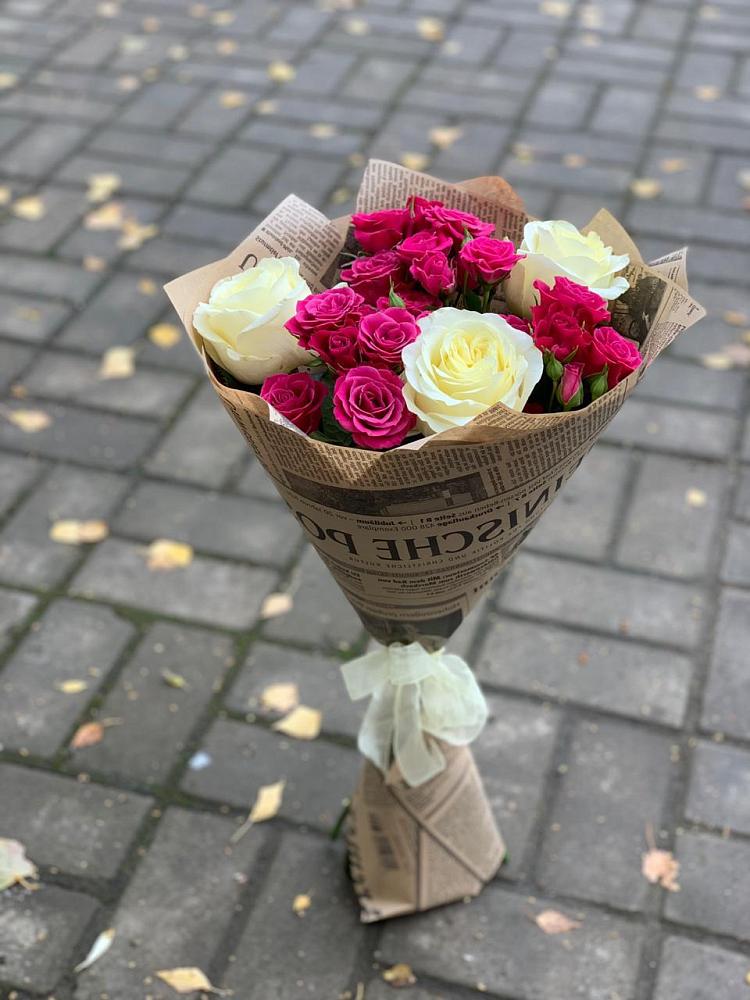 Букет цветов из: Розы в Новой Пролетарке