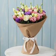 Букет цветов из:  Лизиантусы в Новой Пролетарке